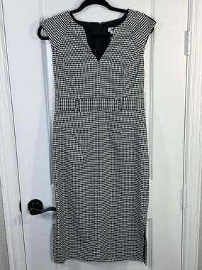 DKNY Houndstooth V-Neck Belted Sheath Dress Size 2